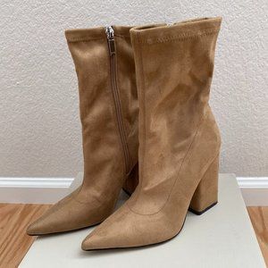 Marc Fisher LTD - Larry Pointed Toe Ankle Boot - Size 6